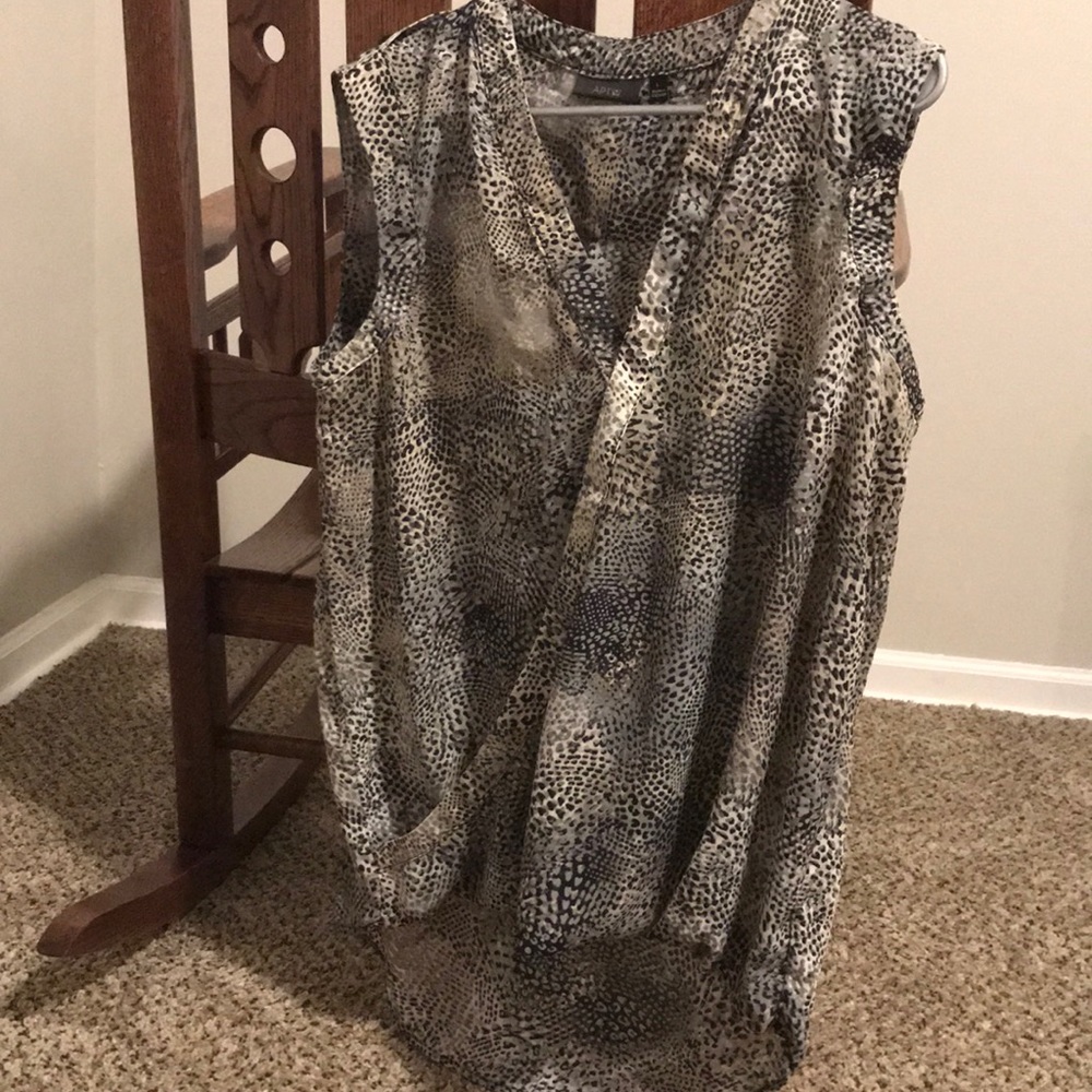 Apt 9 leopard print top